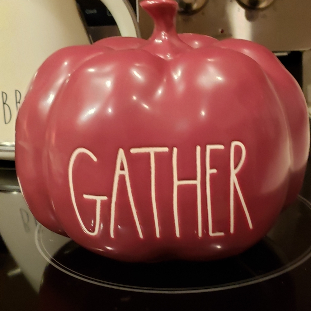 Rae Dunn gather decor